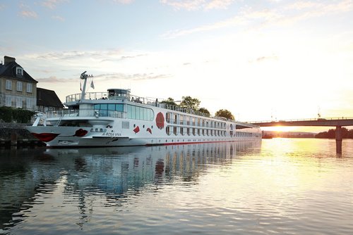 VERSTÄRKUNG AUF DEM RHEIN